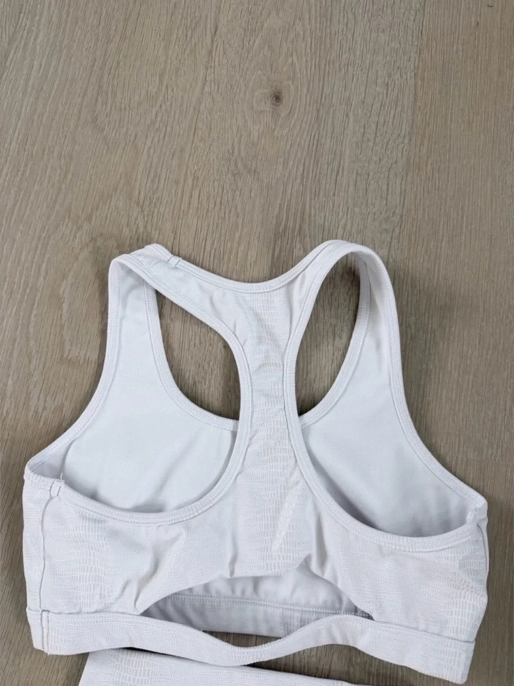 Bombshell Sportswear White python shine High-Waist Seamless Leggings and Top - Picture 12 of 16